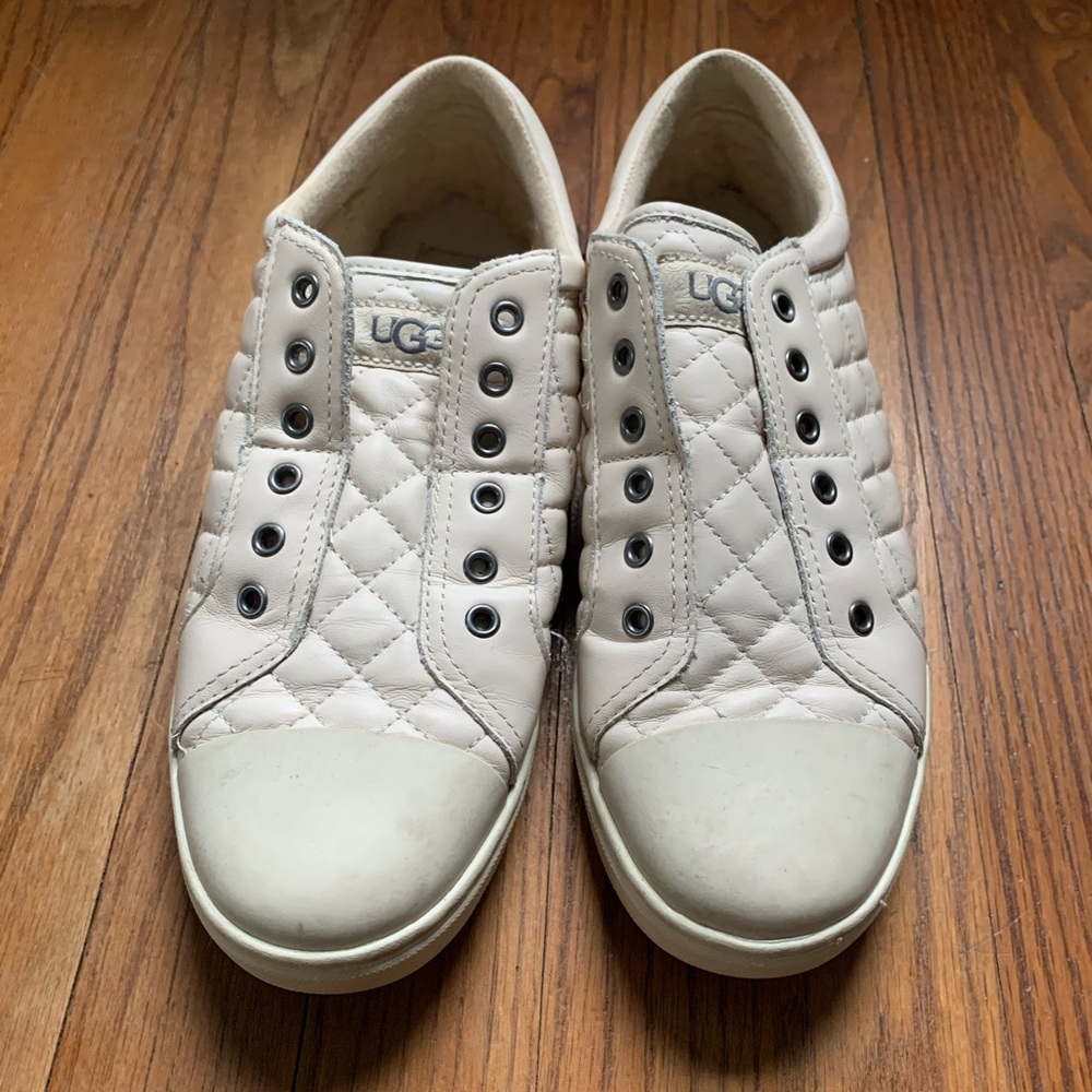 UGG Sneakers